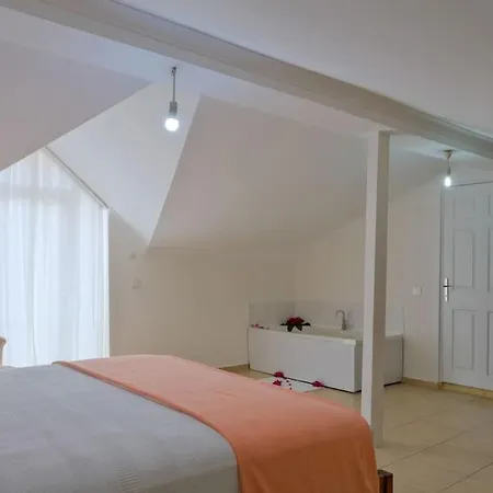 Rose Calis Villa *